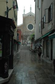 Venezia/SS Giovanni e Paolo (Zanipolo)/(rechts: Pizza-Lokal)